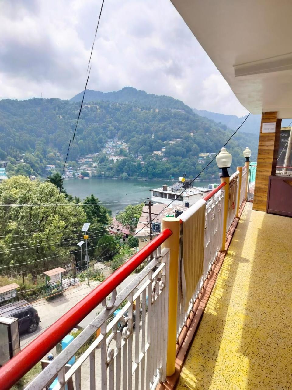 Hotel Surya Lake View Nainital Exterior photo
